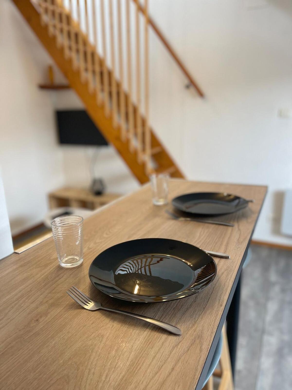 Superbe Studio A Proximite Du Centre-Ville 생디에데보주 외부 사진